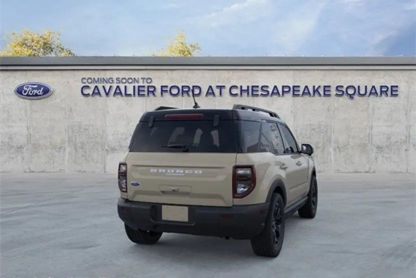 2025 Ford Bronco Sport Outer Banks photo 1