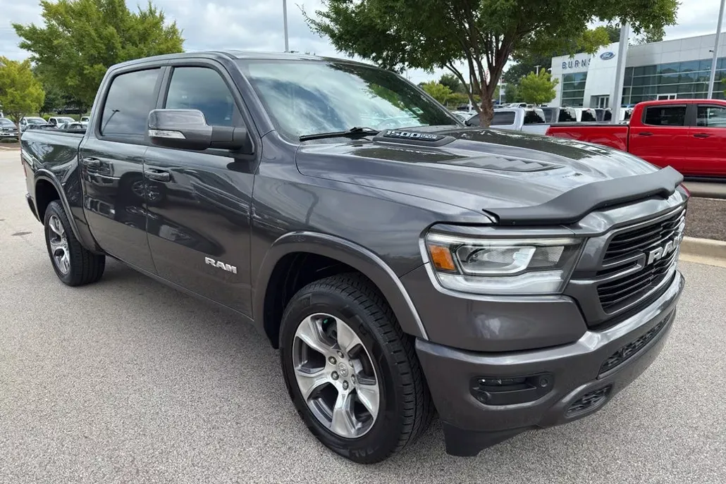 2020 Ram 1500 Laramie photo 1