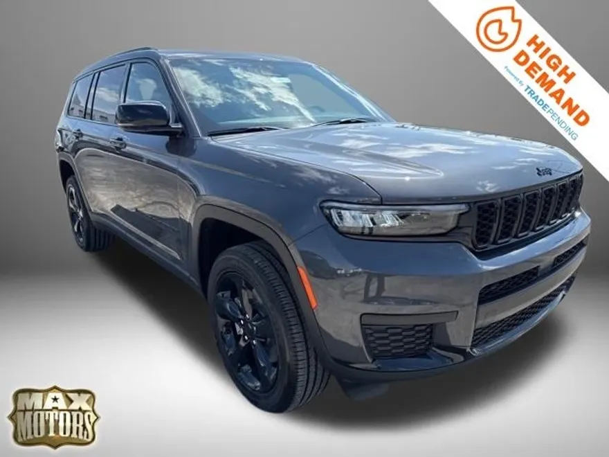 2025 Jeep Grand Cherokee Altitude X photo 1