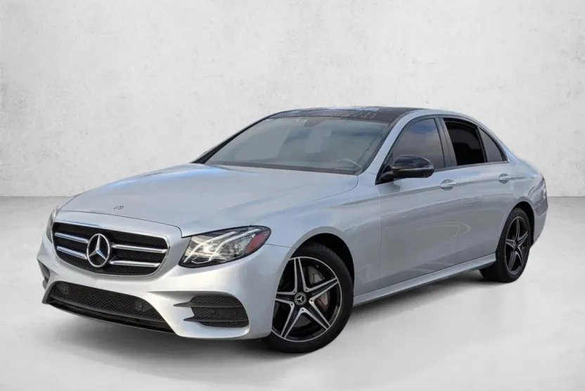 2019 Mercedes Benz E 300 photo 1