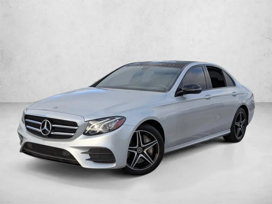 2019 Mercedes Benz E 300 photo 1