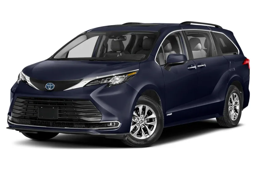 2022 Toyota Sienna XLE photo 1