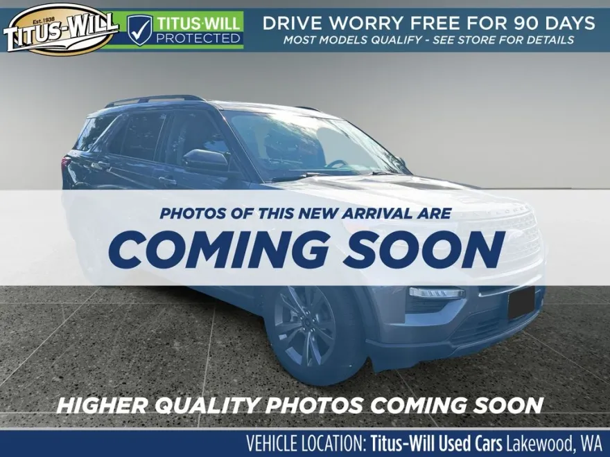 2023 Ford Explorer XLT photo 1