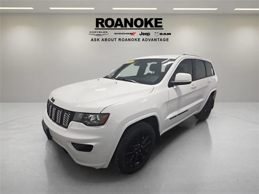2022 Jeep Cherokee Laredo X photo 1