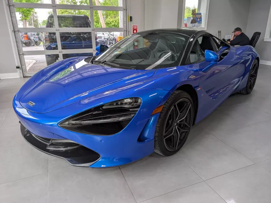 2022 Mclaren 720S Spider photo 3