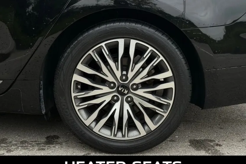 2020 Kia Cadenza Technology photo 1
