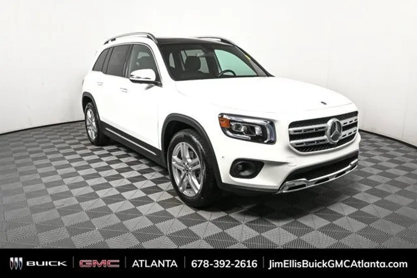 2023 Mercedes Benz GLB 250 4MATIC photo 1