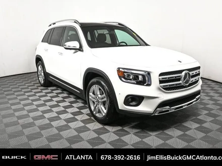 2023 Mercedes Benz GLB 250 4MATIC photo 1