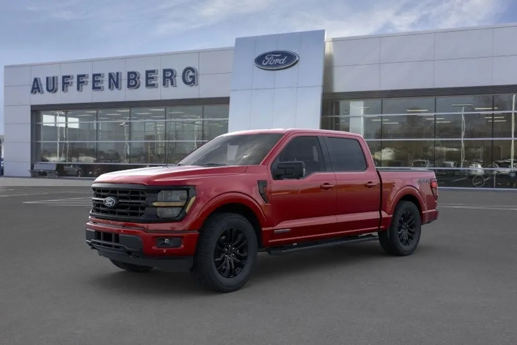 2025 Ford F-150 XLT photo 1