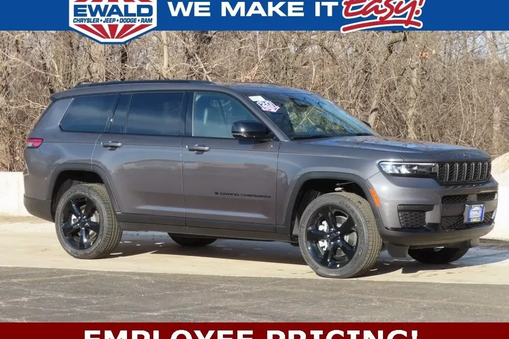 2025 Jeep Grand Cherokee Altitude photo 1