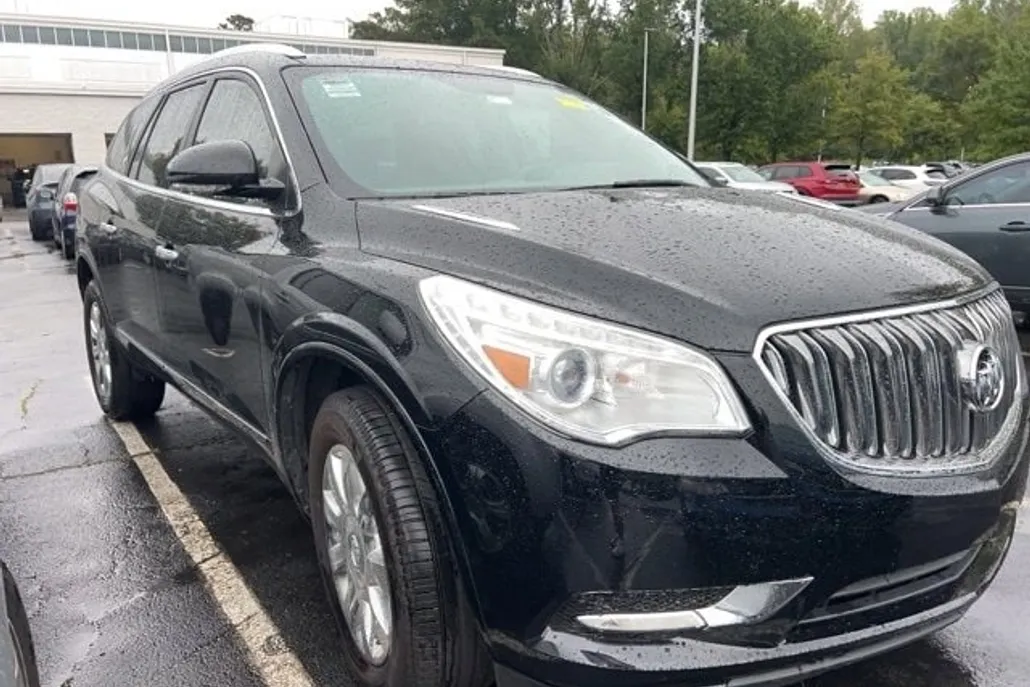 2017 Buick Enclave Leather photo 1
