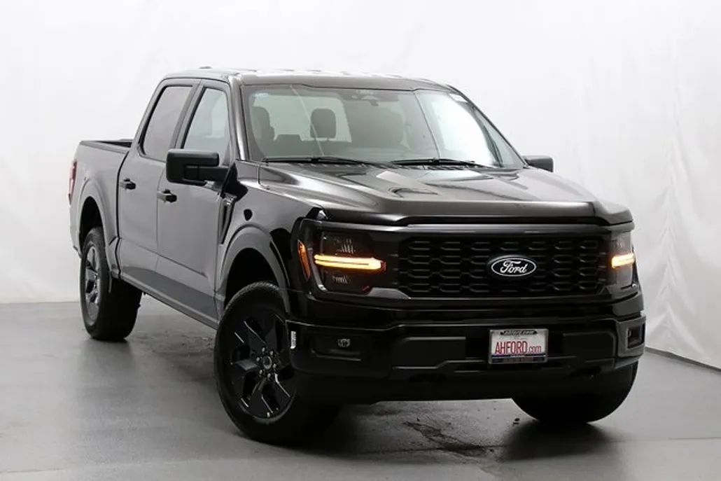 2025 Ford F-150 STX photo 1
