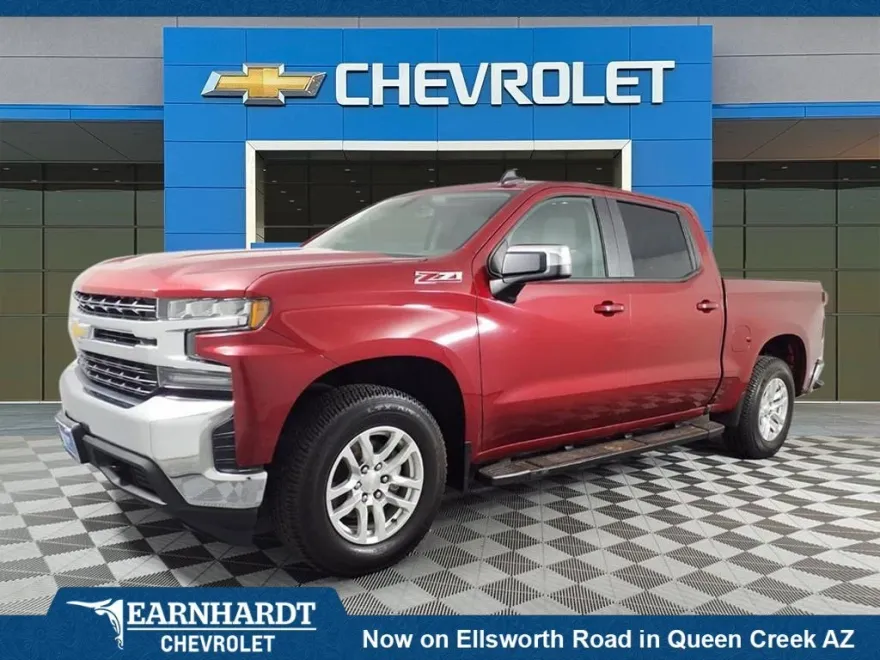 2019 Chevrolet Silverado LT photo 1