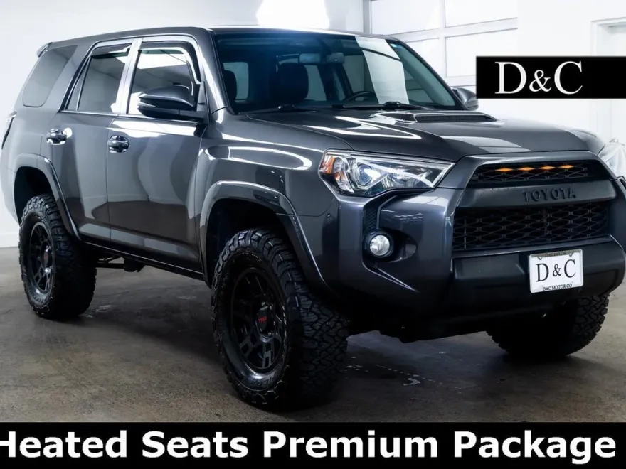 2018 Toyota 4Runner TRD Off-Road Premium photo 1