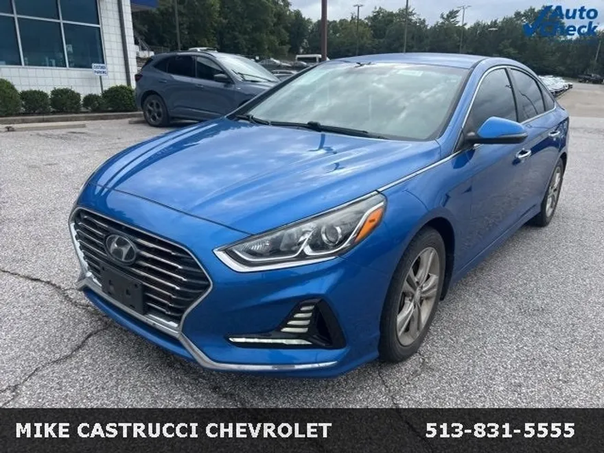 2018 Hyundai Sonata SEL photo 1