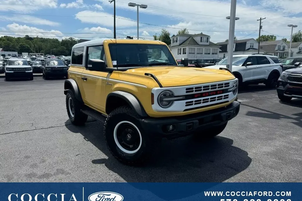 2024 Ford Bronco Heritage Limited First Edition photo 1