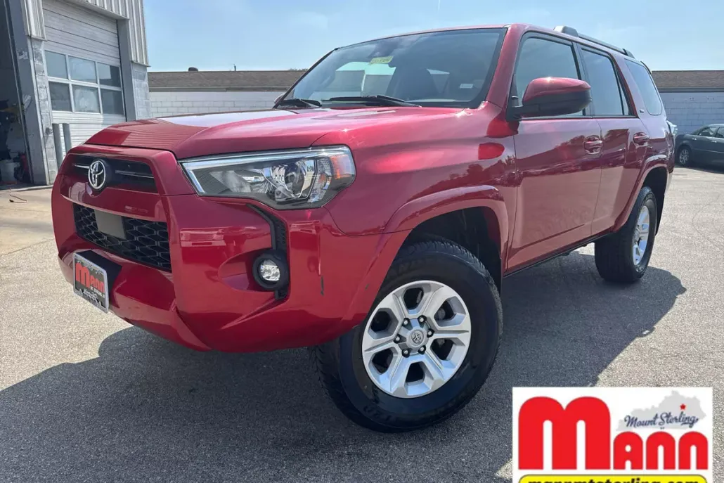 2024 Toyota 4Runner SR5 photo 1