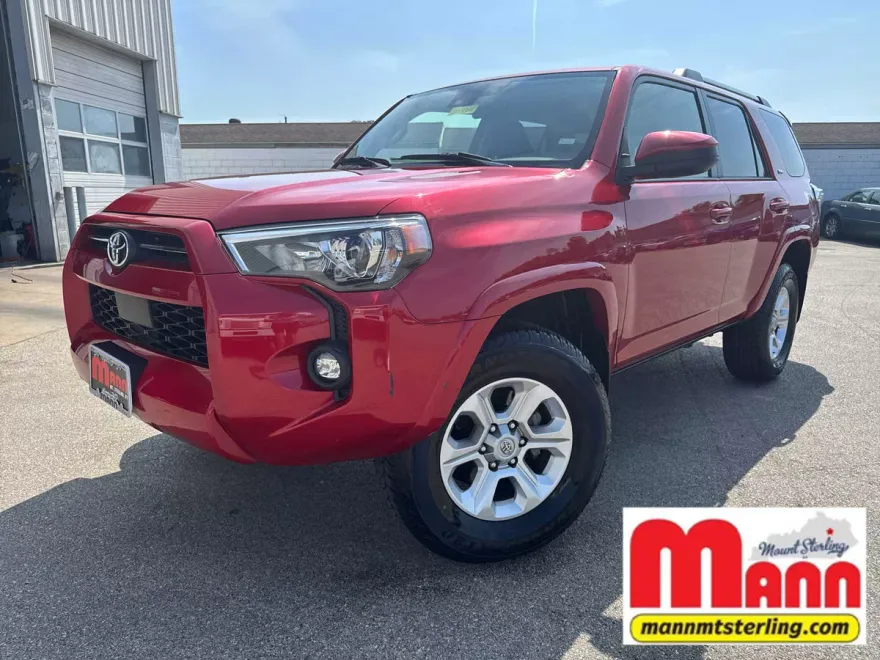 2024 Toyota 4Runner SR5 photo 1