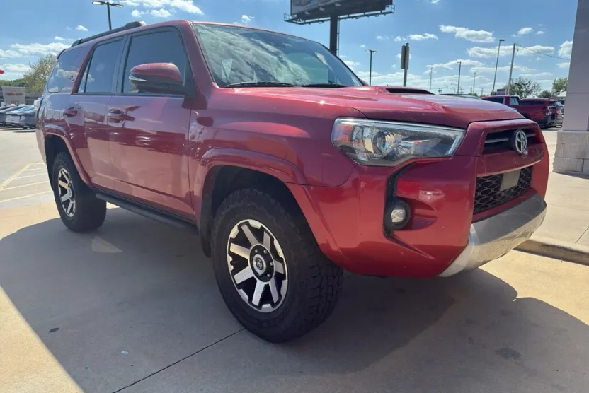 2021 Toyota 4Runner TRD Premium photo 1