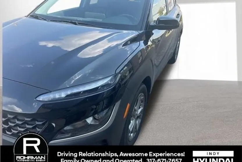2023 Hyundai Kona SEL photo 1