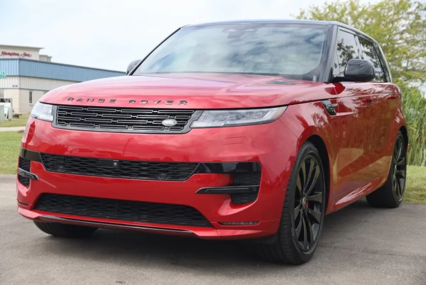 2024 Land Rover Range Rover Sport SE photo 1