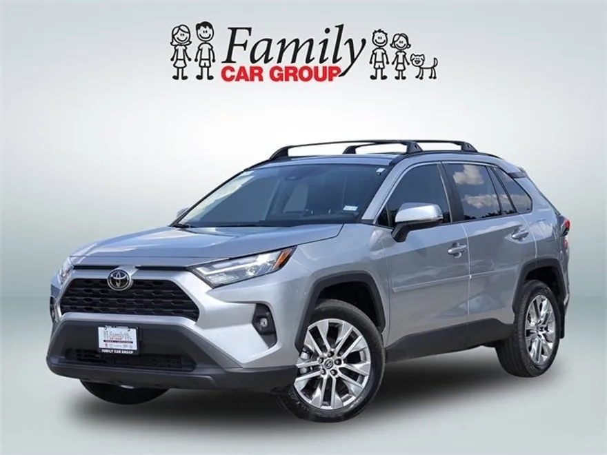 2025 Toyota RAV4 XLE Premium photo 1
