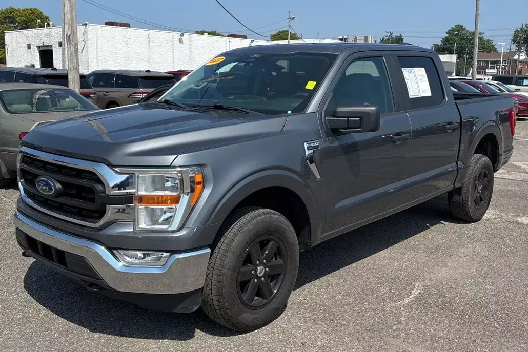 2022 Ford F-150 XLT photo 1