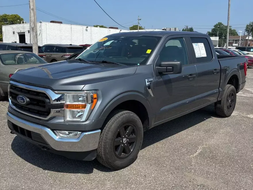 2022 Ford F-150 XLT photo 1