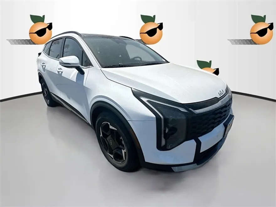 2026 Kia Sportage EX photo 1