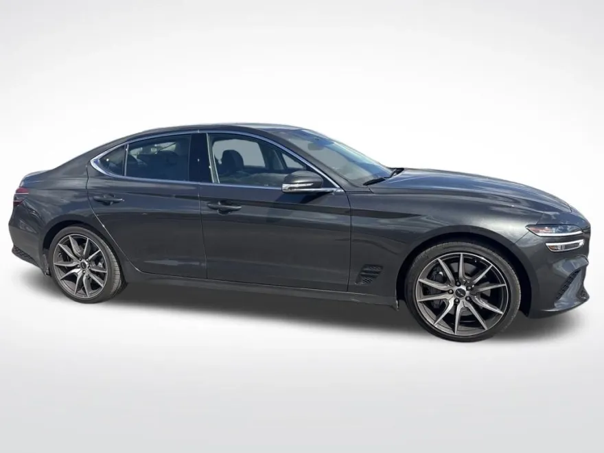 2026 Genesis G70 2.5T photo 1