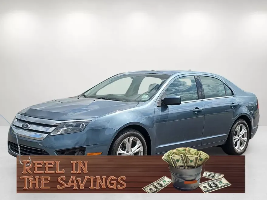 2012 Ford Fusion SE photo 1