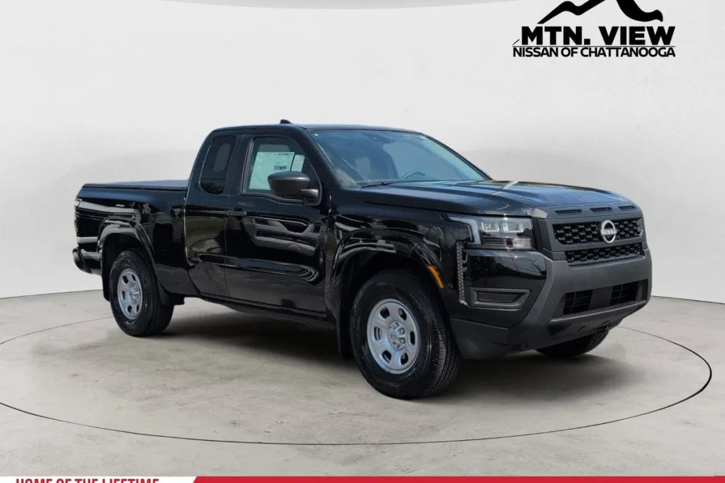 2026 Nissan Frontier S photo 1
