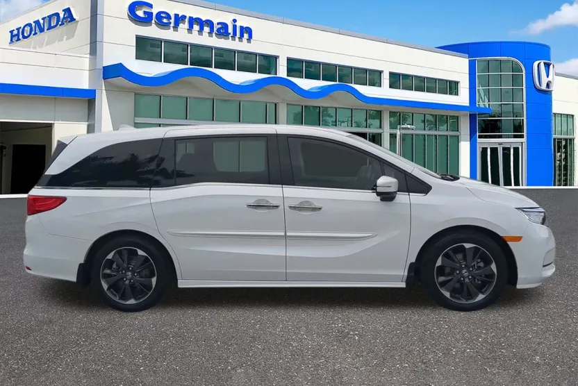 2023 Honda Odyssey Elite photo 1