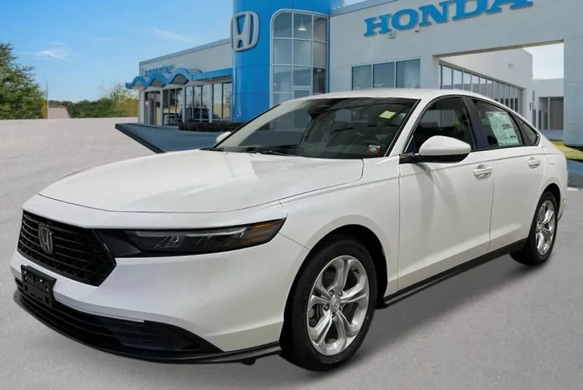 2025 Honda Accord LX photo 1