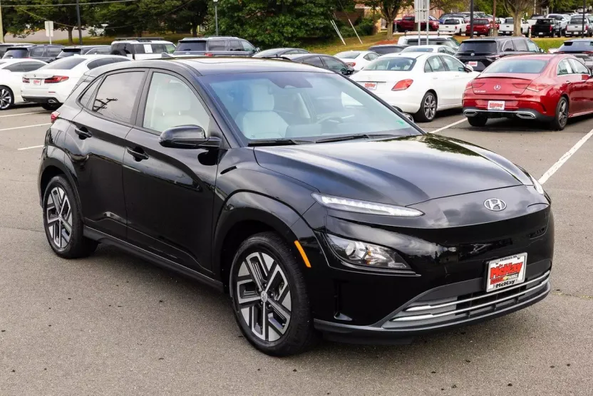 2023 Hyundai Kona Electric SEL photo 1