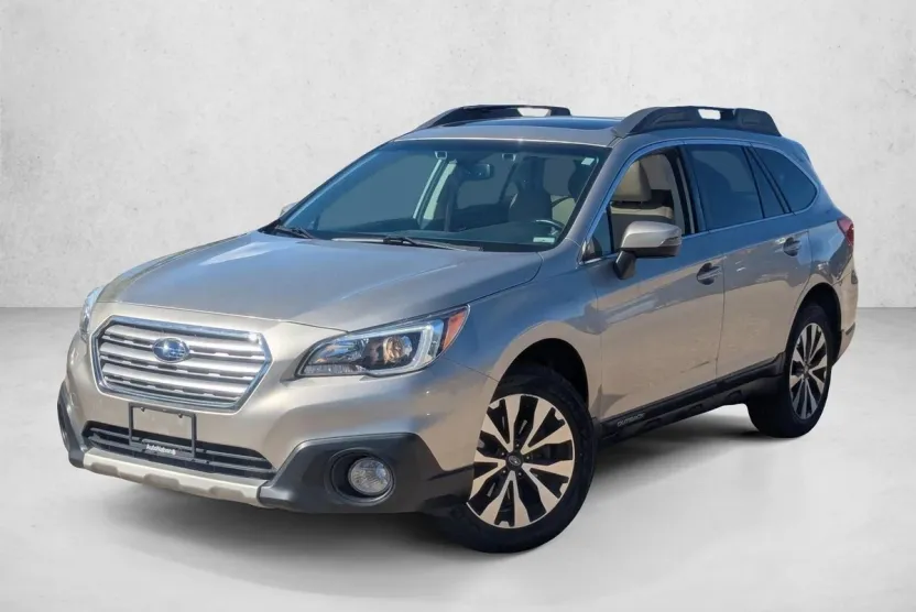 2015 Subaru Outback 2.5i Limited photo 1