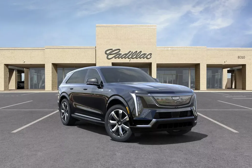 2025 Cadillac Escalade IQ Luxury photo 1