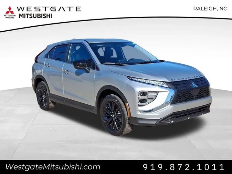 2025 Mitsubishi Eclipse Cross LE photo 1