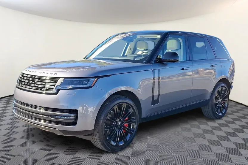 2024 Land Rover Range Rover SE photo 1