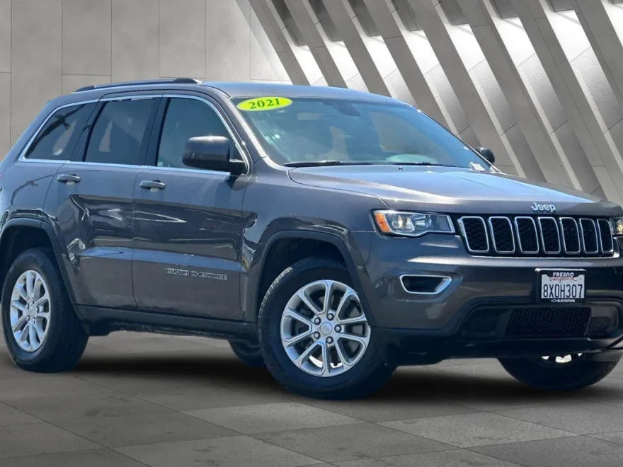 2021 Jeep Grand Cherokee Laredo E photo 1