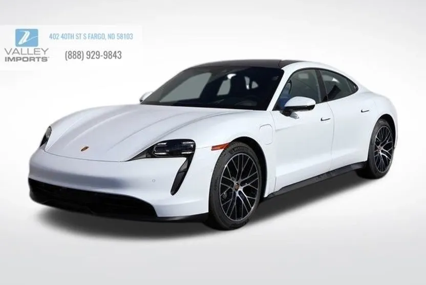 2023 Porsche Taycan photo 1