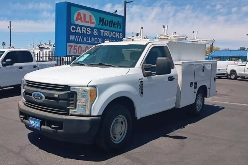 2017 Ford F-250 photo 1
