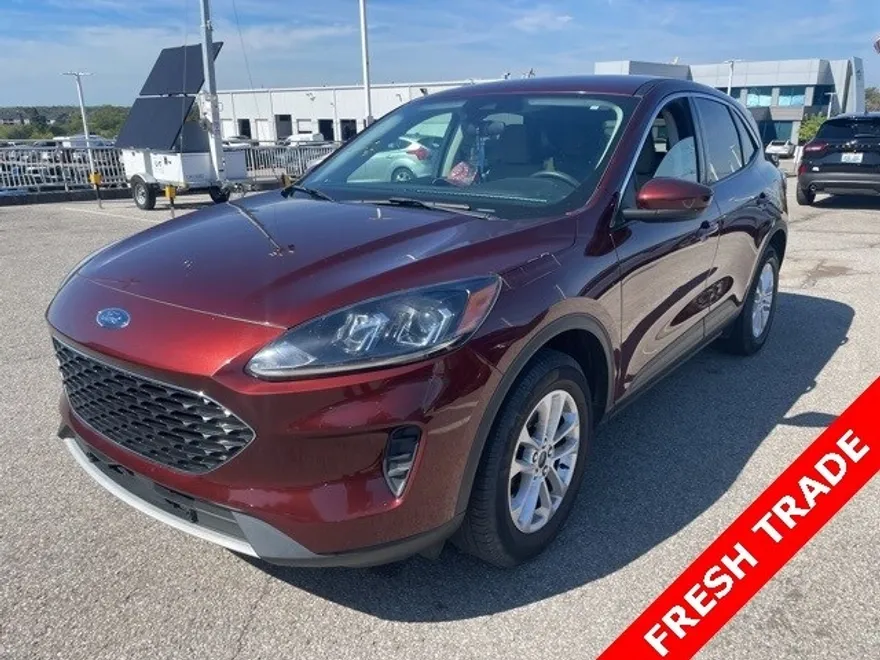 2021 Ford Escape SE photo 1