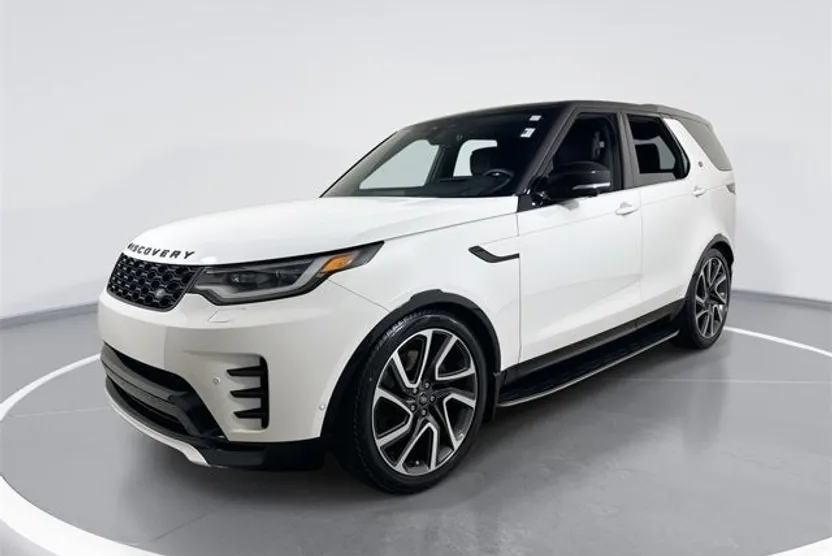 2024 Land Rover Discovery SE photo 1