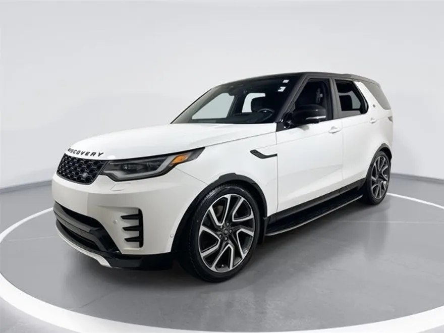 2024 Land Rover Discovery SE photo 1