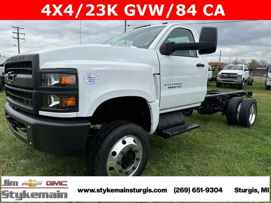 2024 Chevrolet Silverado 6500HD Work Truck photo 1
