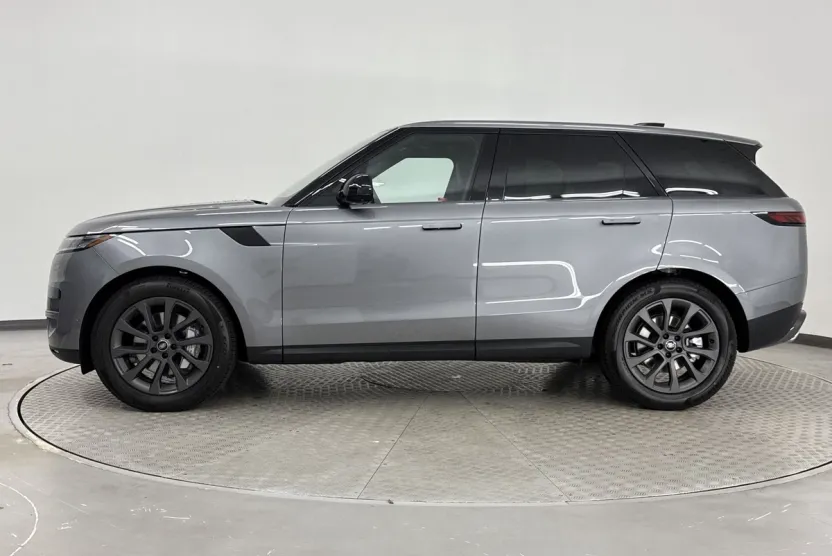 2025 Land Rover Range Rover Sport P360 S photo 1