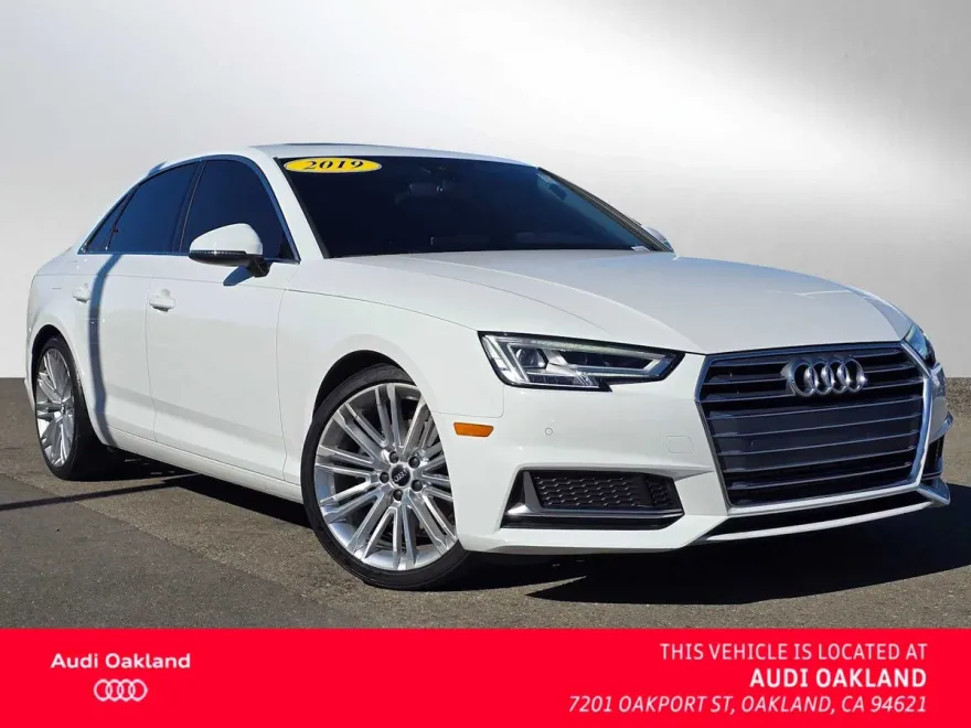 2019 Audi A4 Premium Plus photo 1