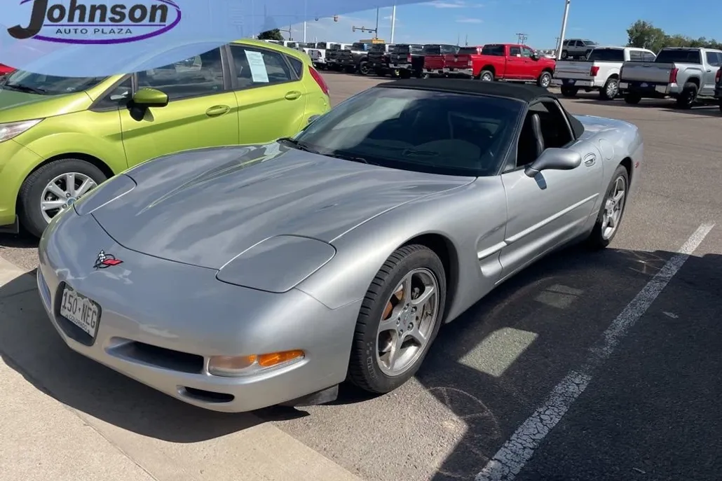 2004 Chevrolet Corvette Base photo 1