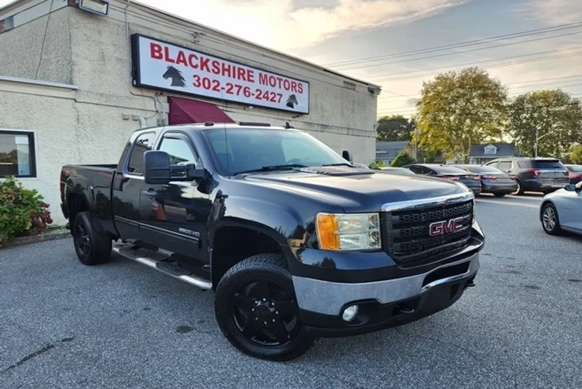 2011 Gmc Sierra SLE photo 1